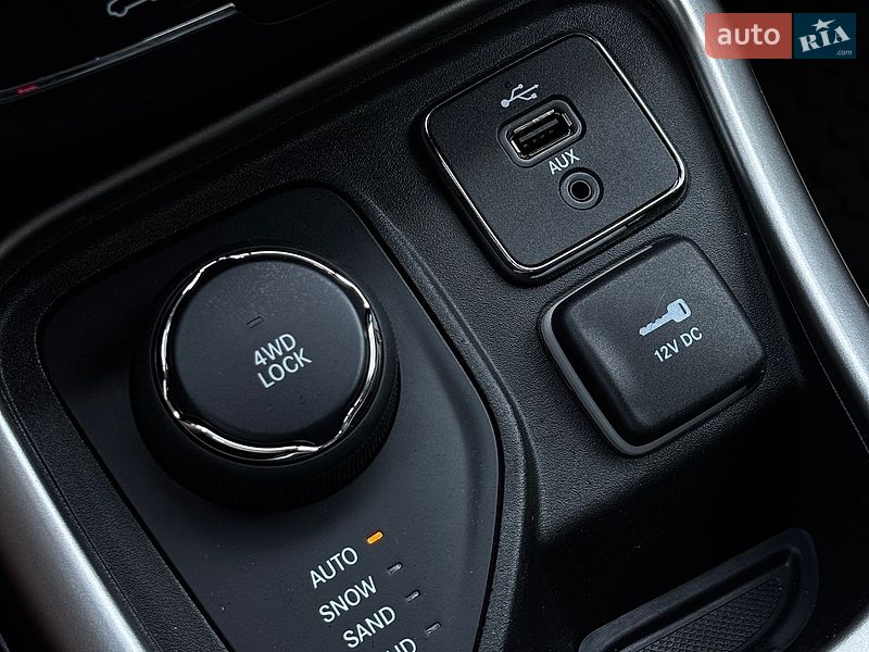 Позашляховик / Кросовер Jeep Compass 2017 в Білогородці