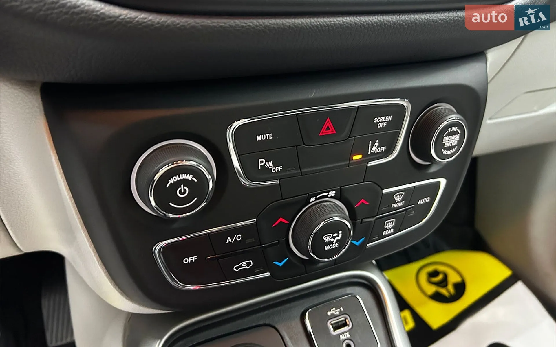 2019 Jeep Compass - мініатюра 23