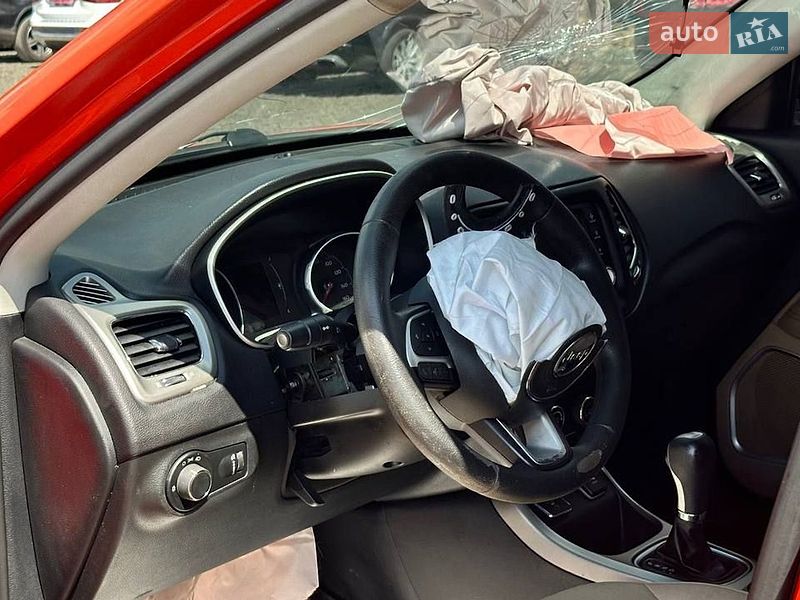 Позашляховик / Кросовер Jeep Compass 2017 в Луцьку фото 10 Позашляховик / Кросовер Jeep Compass 2017 в Луцьку