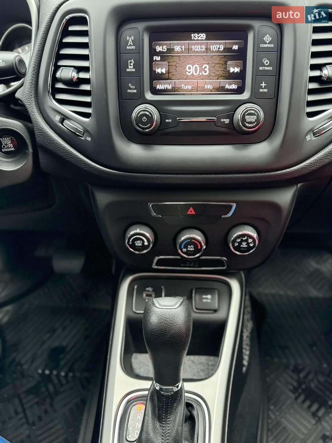 2017 Jeep Compass - мініатюра 17