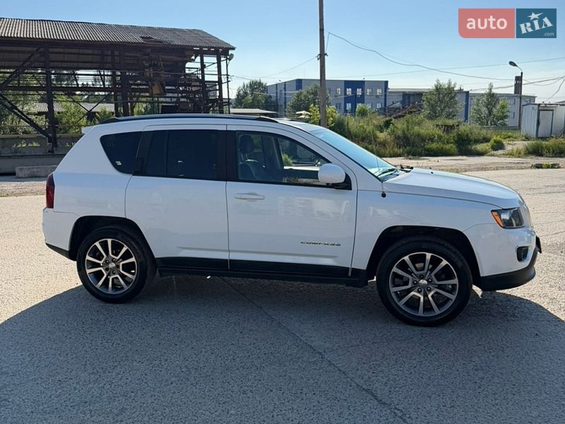 Внедорожник / Кроссовер Jeep Compass 2016 в Киеве
