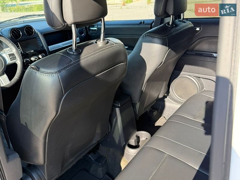 Внедорожник / Кроссовер Jeep Compass 2016 в Киеве