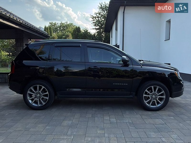 Внедорожник / Кроссовер Jeep Compass 2016 в Луцке