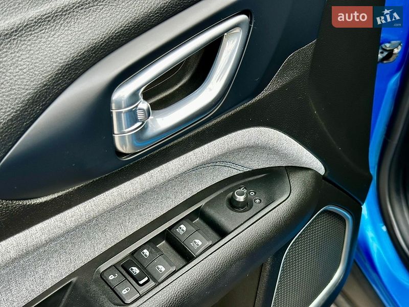 Внедорожник / Кроссовер Jeep Compass 2022 в Киеве