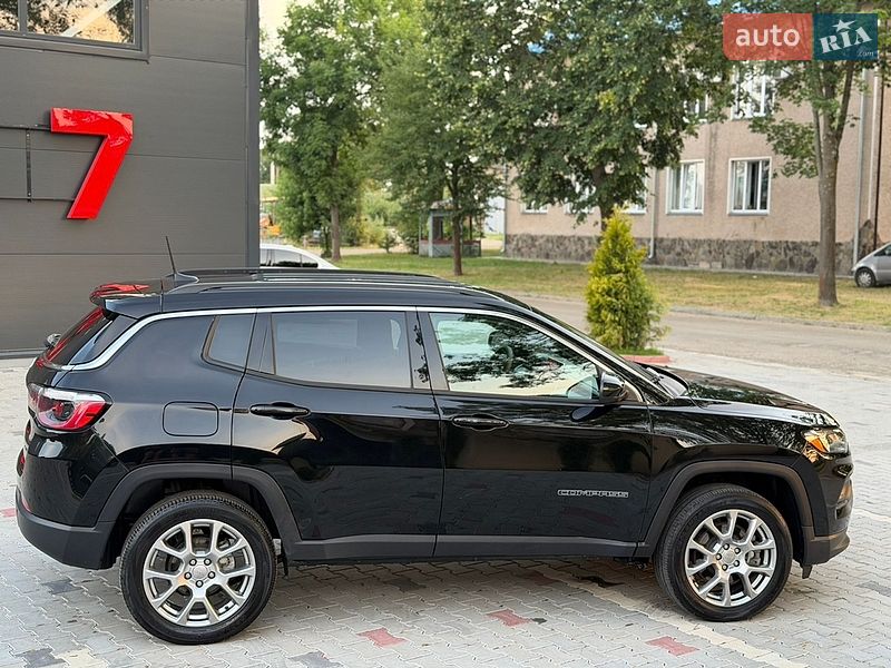 Внедорожник / Кроссовер Jeep Compass 2023 в Ивано-Франковске