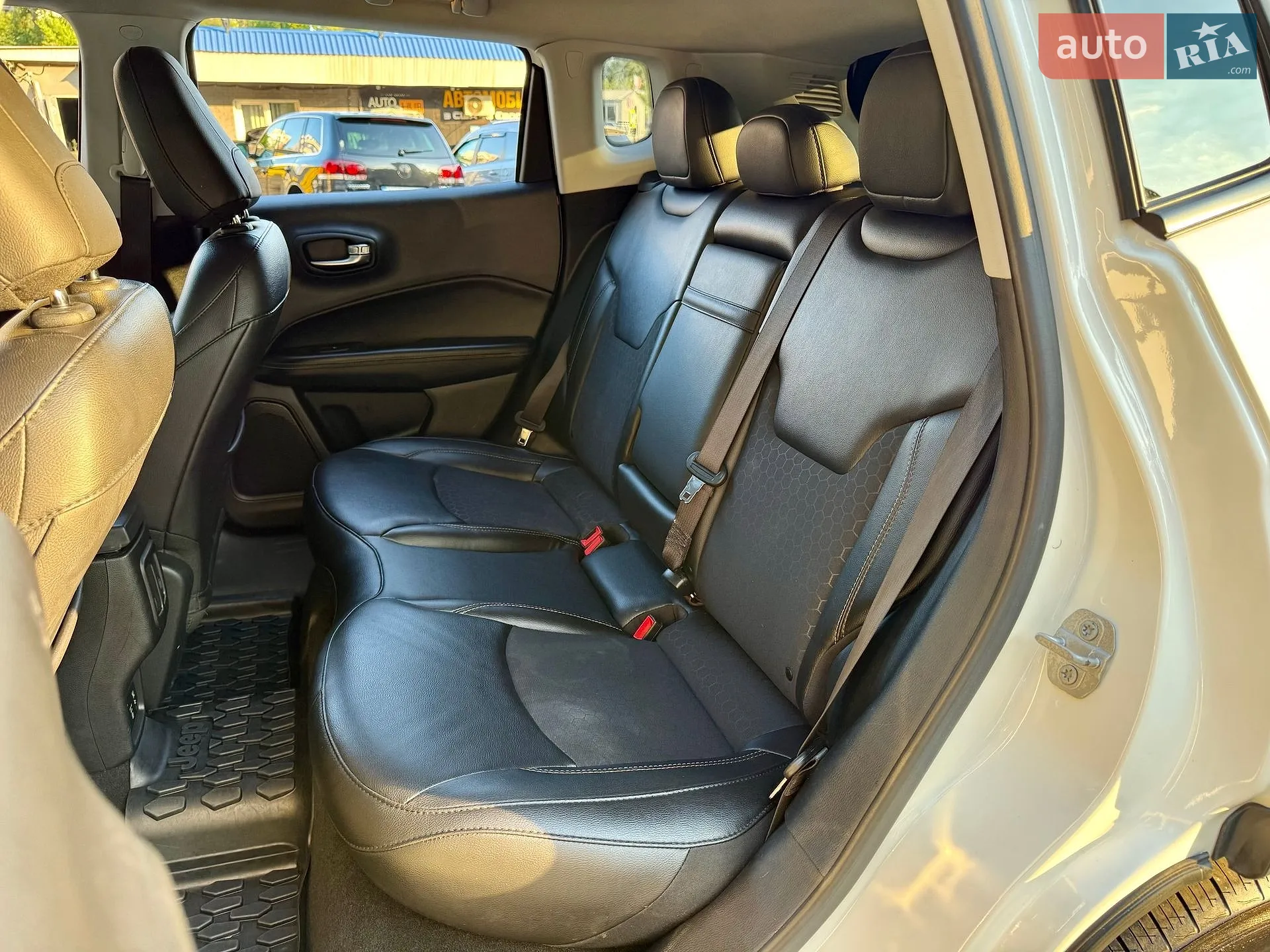 2019 Jeep Compass - мініатюра 8