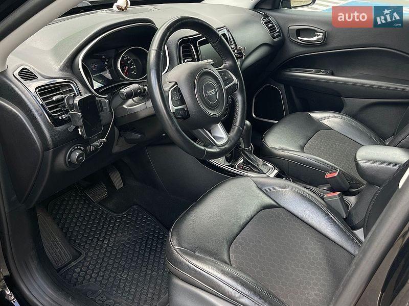 Внедорожник / Кроссовер Jeep Compass 2018 в Киеве фото 14 Внедорожник / Кроссовер Jeep Compass 2018 в Киеве