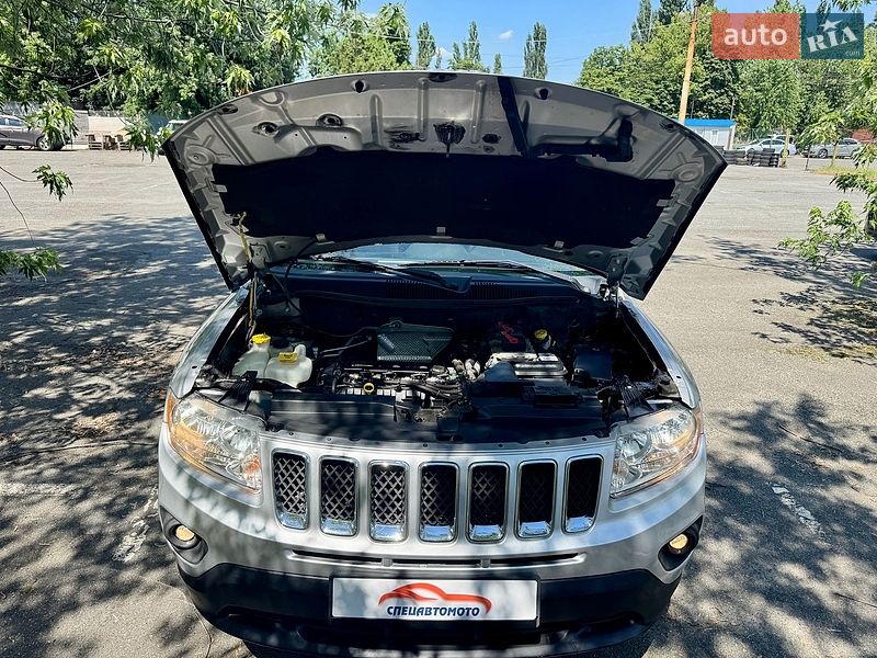 Внедорожник / Кроссовер Jeep Compass 2013 в Киеве