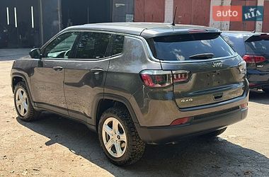 Внедорожник / Кроссовер Jeep Compass 2023 в Киеве