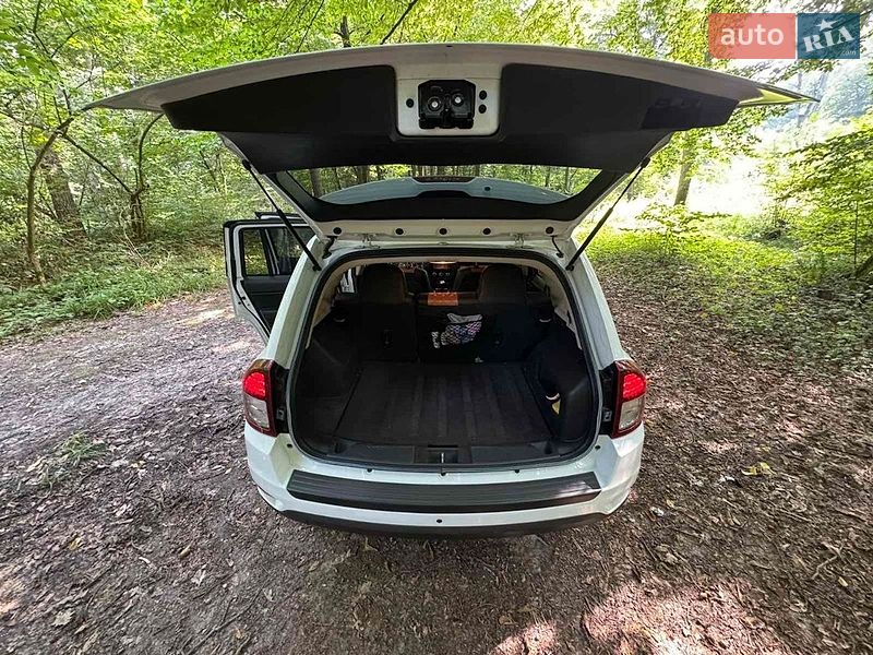 Внедорожник / Кроссовер Jeep Compass 2015 в Львове