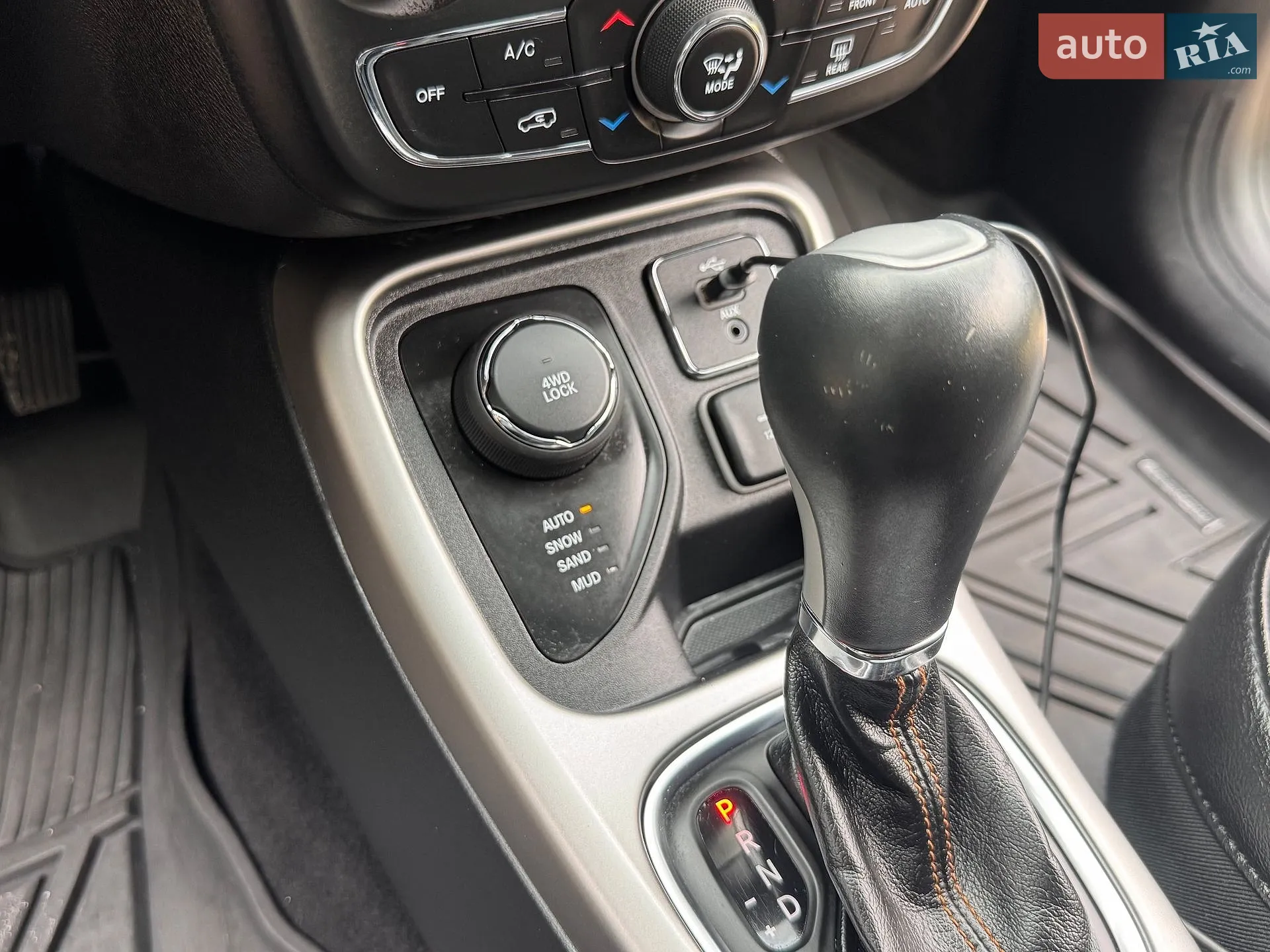 2017 Jeep Compass - мініатюра 43