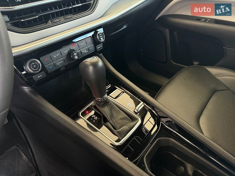 Внедорожник / Кроссовер Jeep Compass 2024 в Запорожье