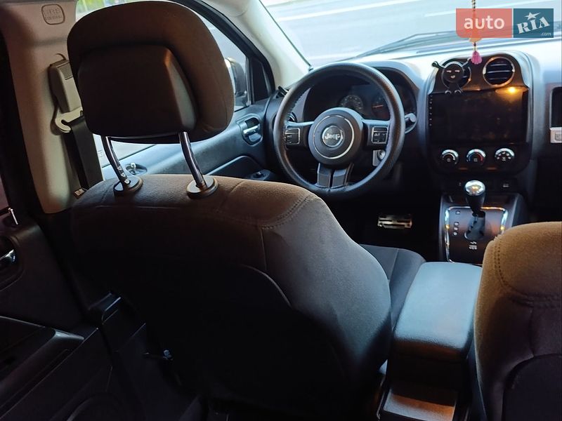Внедорожник / Кроссовер Jeep Compass 2014 в Киеве