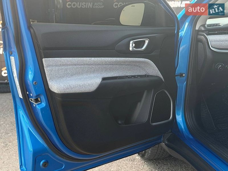 Внедорожник / Кроссовер Jeep Compass 2022 в Киеве