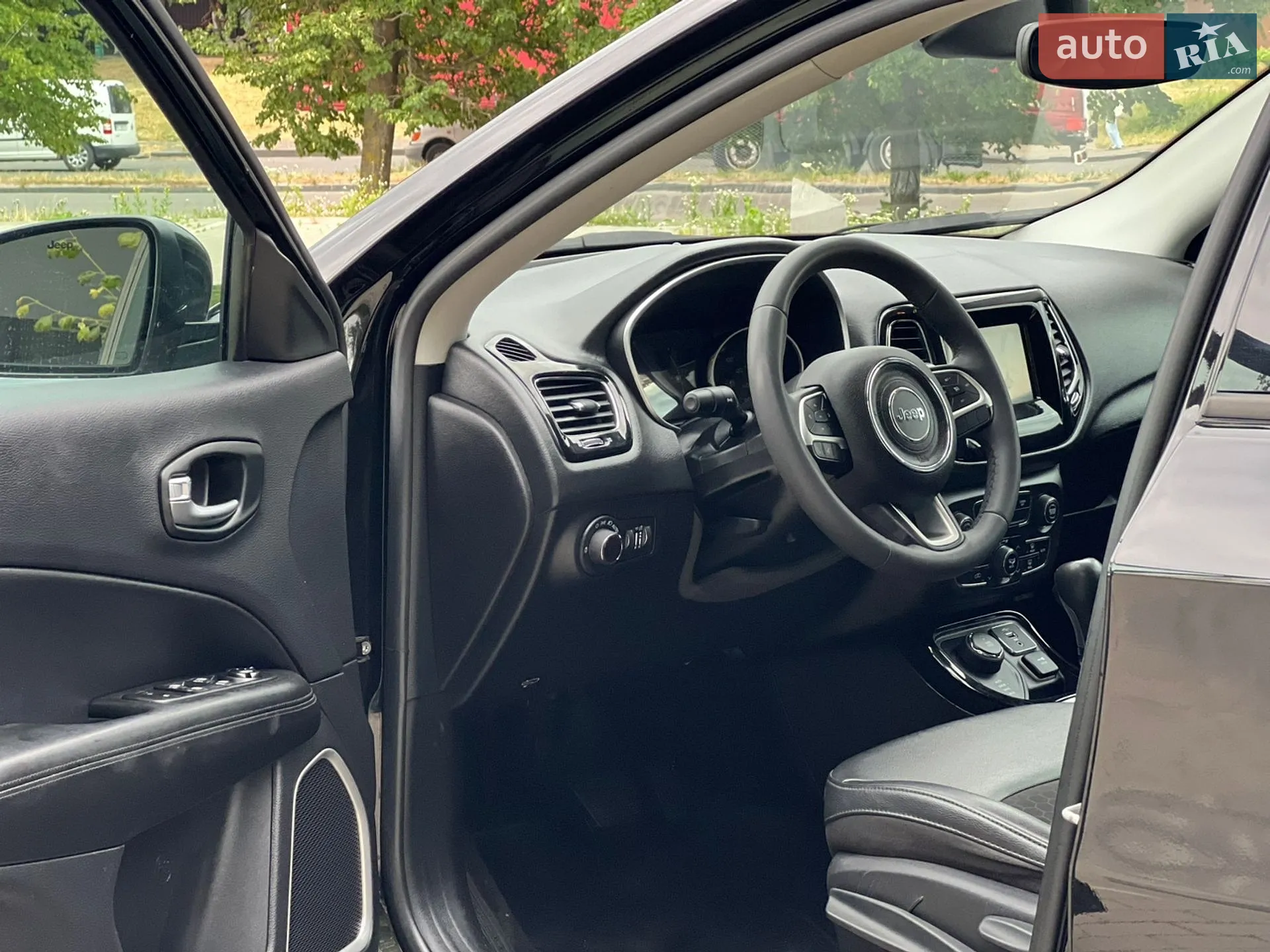 2021 Jeep Compass - мініатюра 19