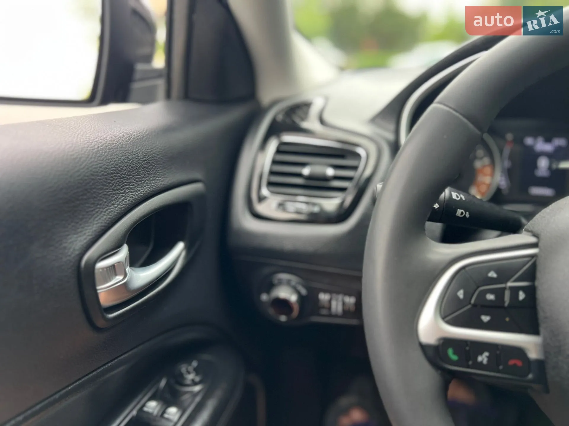 2021 Jeep Compass - мініатюра 29