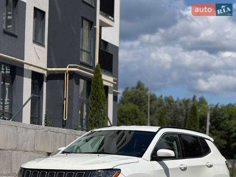 Внедорожник / Кроссовер Jeep Compass 2017 в Буче фото 2 Внедорожник / Кроссовер Jeep Compass 2017 в Буче