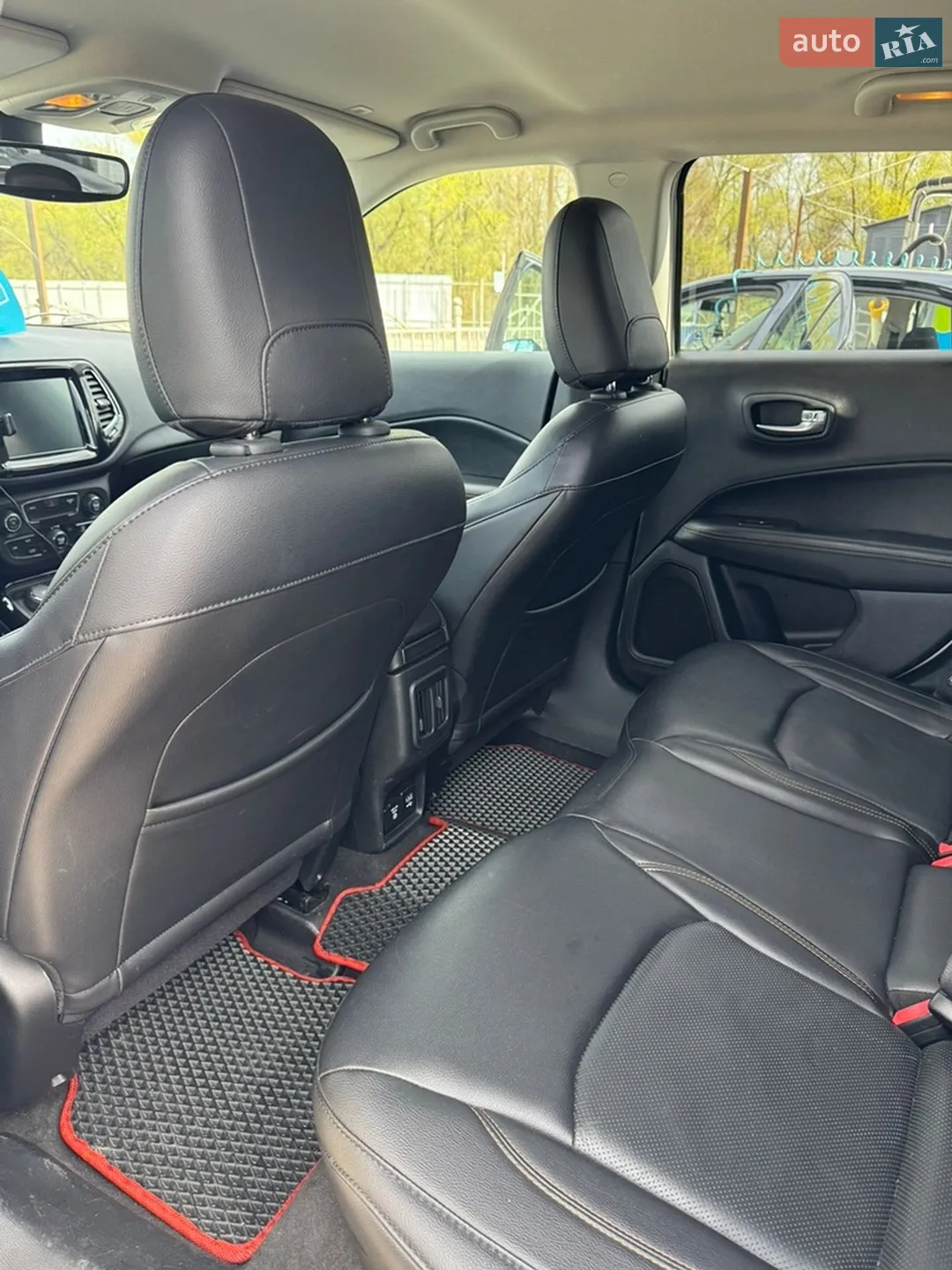 2017 Jeep Compass - мініатюра 8