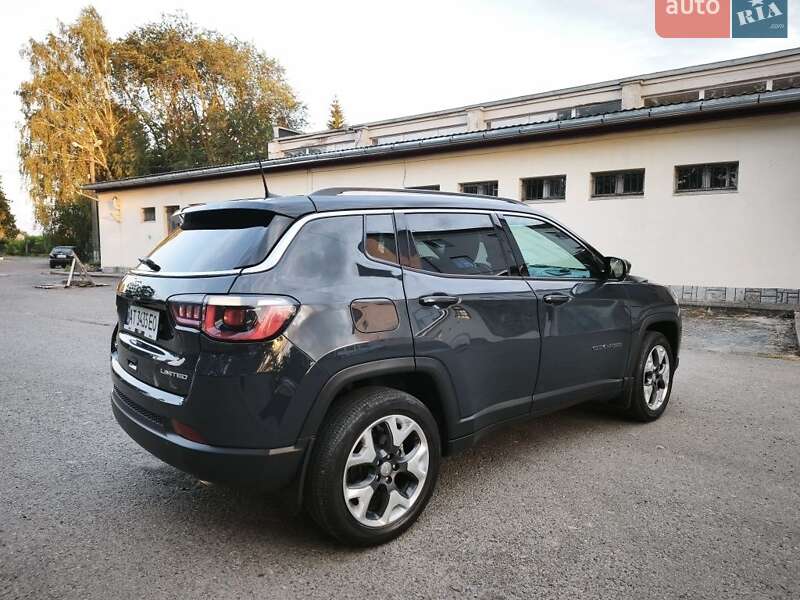 Внедорожник / Кроссовер Jeep Compass 2018 в Снятине