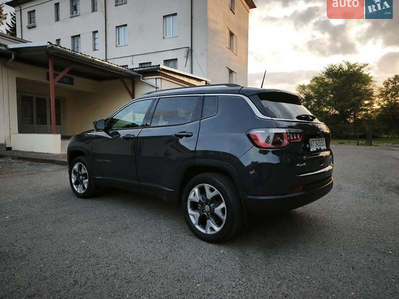 Внедорожник / Кроссовер Jeep Compass 2018 в Снятине