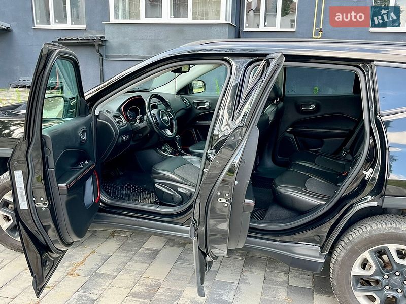 Внедорожник / Кроссовер Jeep Compass 2018 в Ахтырке