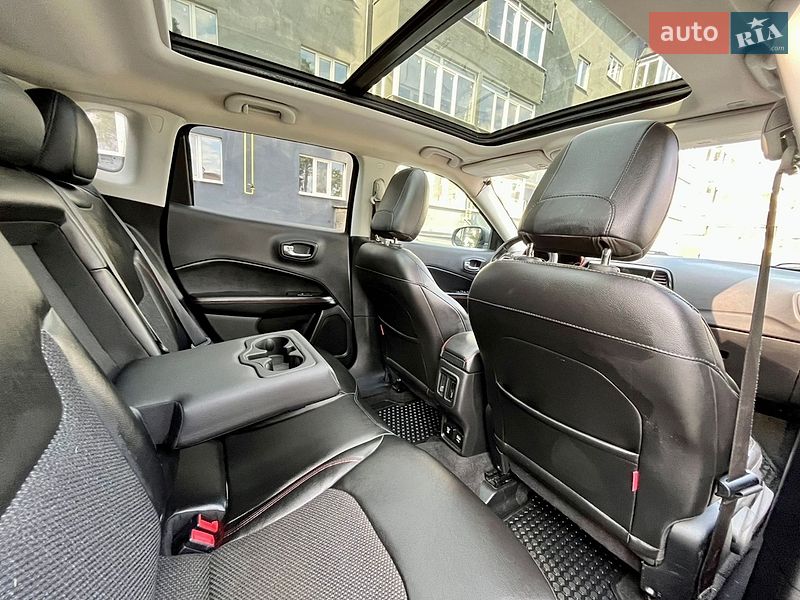 Внедорожник / Кроссовер Jeep Compass 2018 в Ахтырке