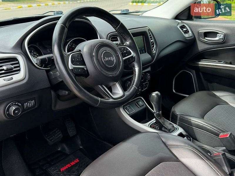 Позашляховик / Кросовер Jeep Compass 2017 в Києві