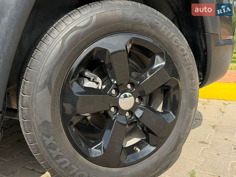 Позашляховик / Кросовер Jeep Compass 2017 в Києві