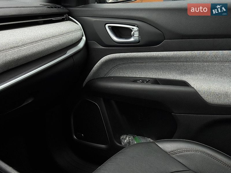 Позашляховик / Кросовер Jeep Compass 2023 в Рівному