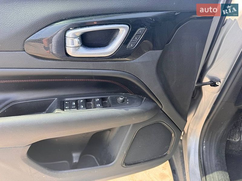 Внедорожник / Кроссовер Jeep Compass 2021 в Львове