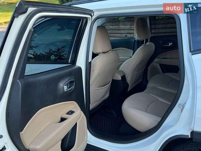 Внедорожник / Кроссовер Jeep Compass 2019 в Львове