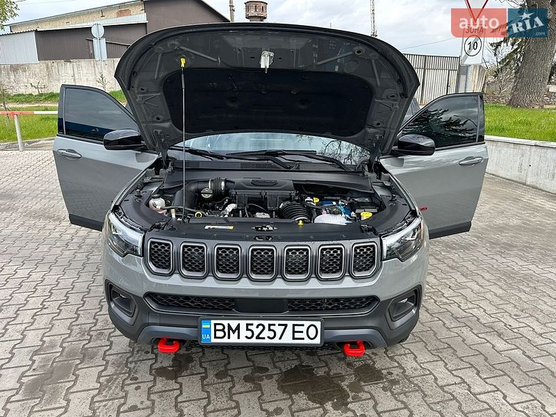 Внедорожник / Кроссовер Jeep Compass 2023 в Ромнах