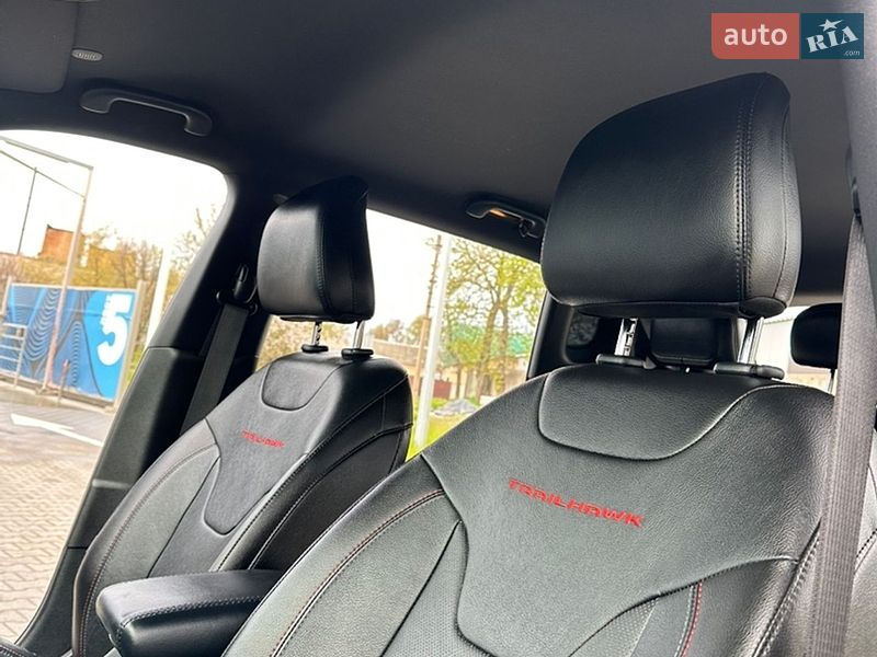 Внедорожник / Кроссовер Jeep Compass 2023 в Ромнах