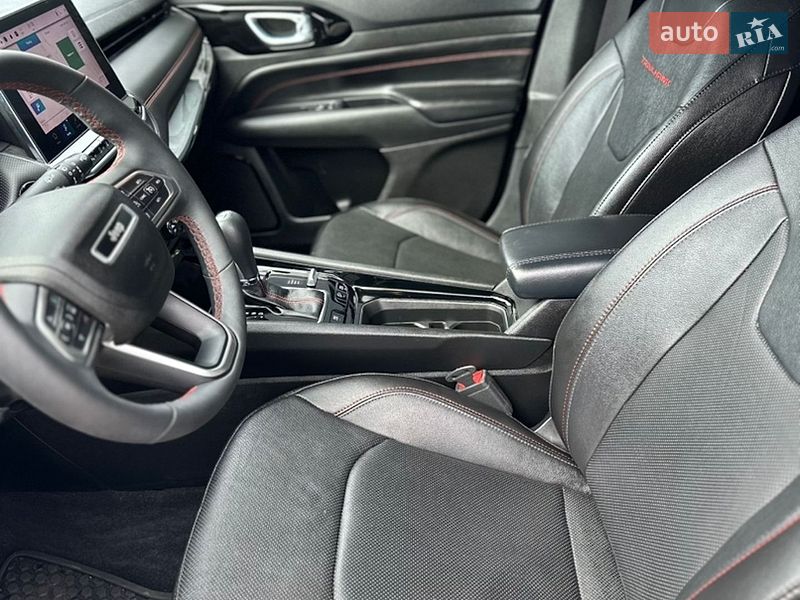 Внедорожник / Кроссовер Jeep Compass 2023 в Ромнах