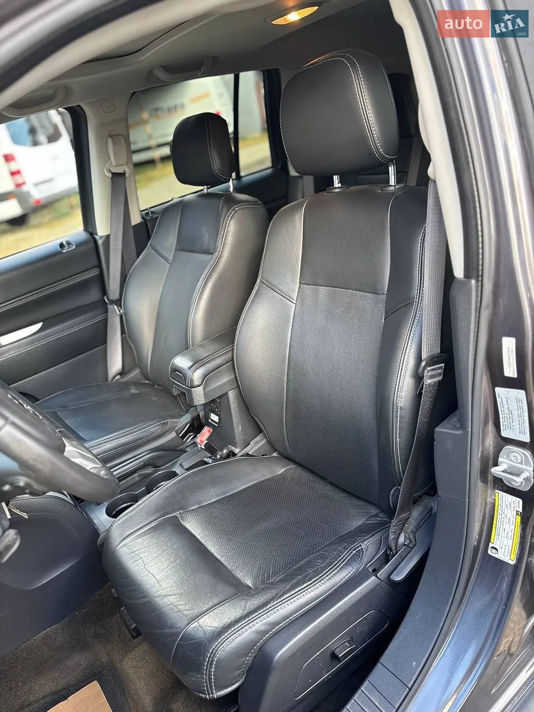 2016 Jeep Compass - мініатюра 25