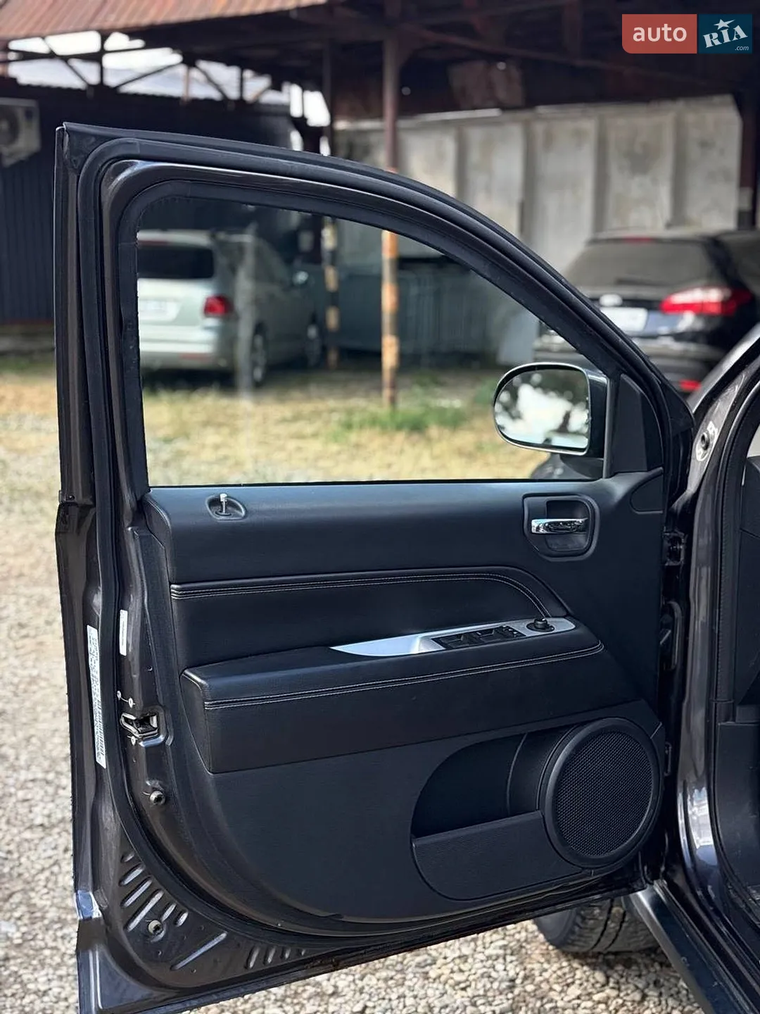 2016 Jeep Compass - мініатюра 30