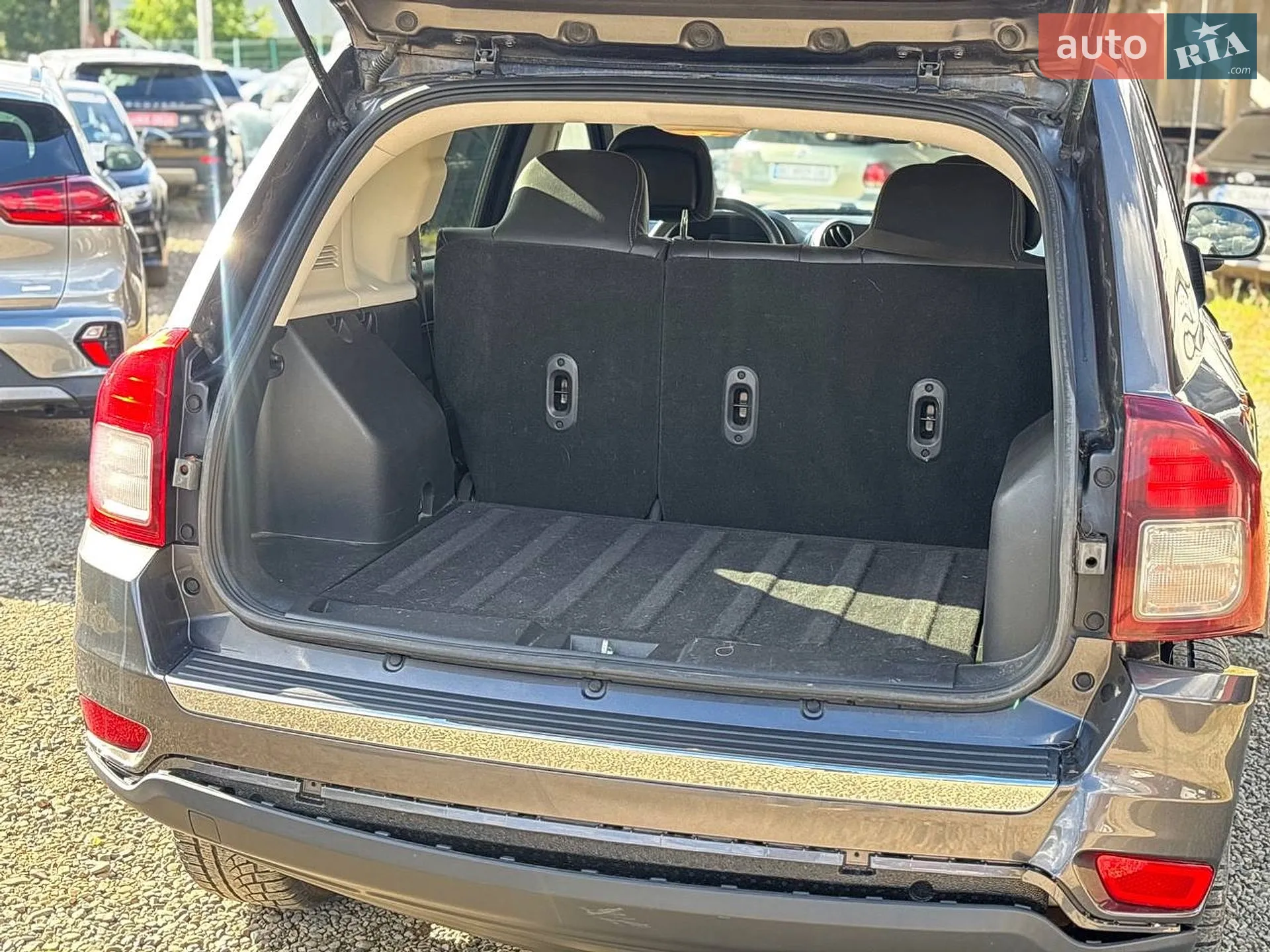 2016 Jeep Compass - мініатюра 43