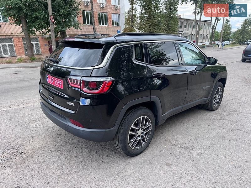 Позашляховик / Кросовер Jeep Compass 2017 в Рівному
