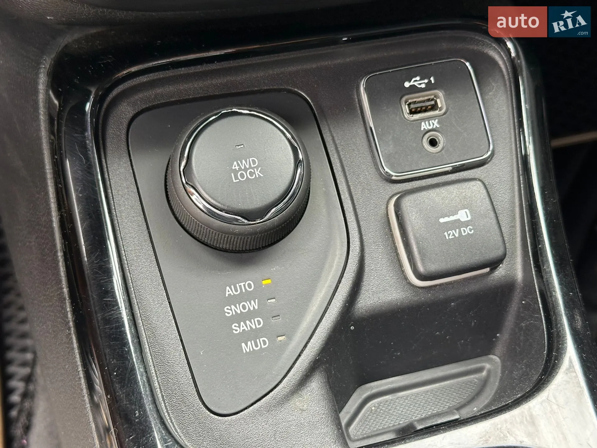 2020 Jeep Compass - мініатюра 35