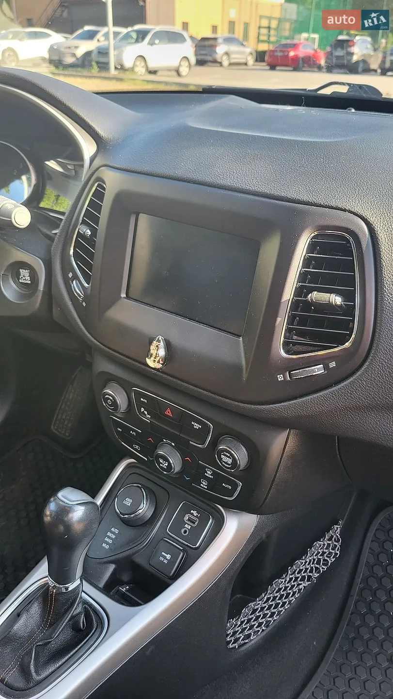 2019 Jeep Compass - мініатюра 7