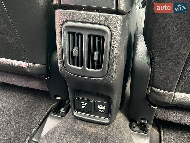 Внедорожник / Кроссовер Jeep Compass 2017 в Звенигородке фото 37 Внедорожник / Кроссовер Jeep Compass 2017 в Звенигородке