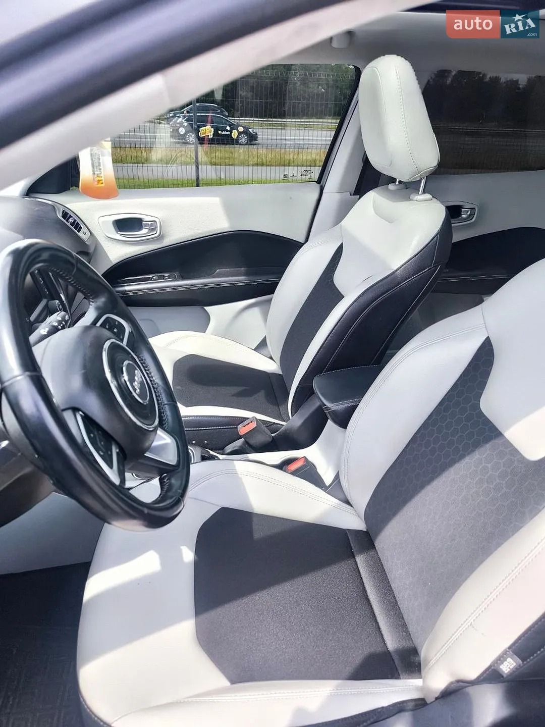 2018 Jeep Compass - мініатюра 13