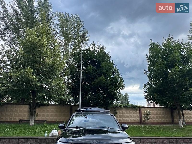 Внедорожник / Кроссовер Jeep Compass 2015 в Киеве