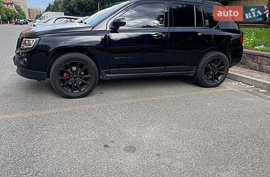 Внедорожник / Кроссовер Jeep Compass 2015 в Киеве