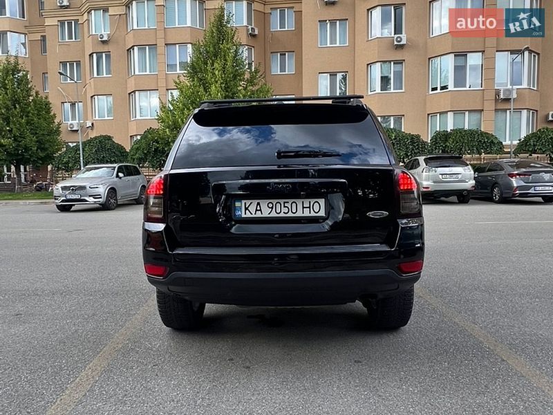 Внедорожник / Кроссовер Jeep Compass 2015 в Киеве