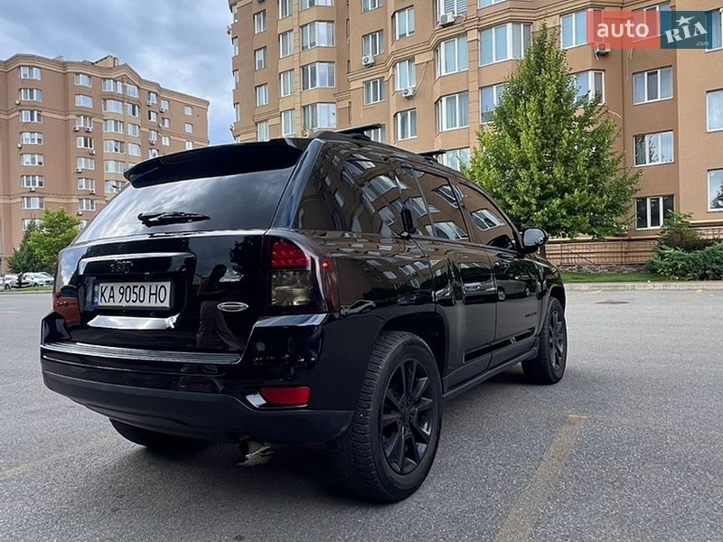 Внедорожник / Кроссовер Jeep Compass 2015 в Киеве