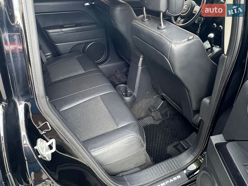 Внедорожник / Кроссовер Jeep Compass 2015 в Киеве
