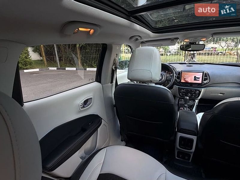 Внедорожник / Кроссовер Jeep Compass 2018 в Харькове