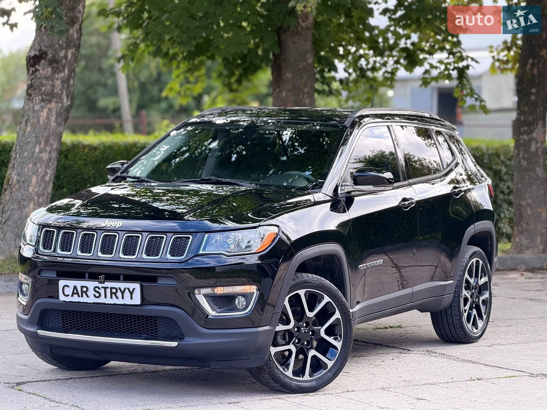 2017 Jeep Compass - мініатюра 2