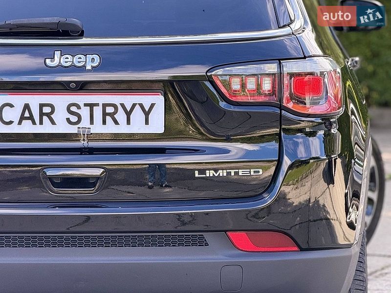 Внедорожник / Кроссовер Jeep Compass 2017 в Стрые